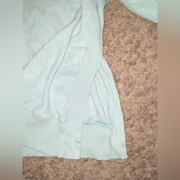 aerie sweater - Picture 4 of 4